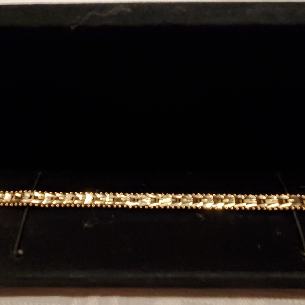 14K Imperial Gold wheat bracelet Vintage